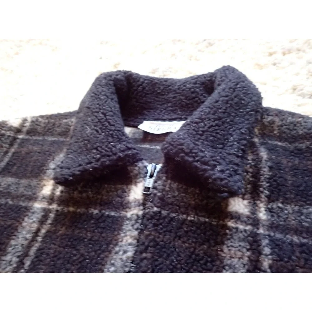 High Sierra Fleece Jacket‎ Boys Small Navy Blue Excellent Plaid Zip Up Outerwear